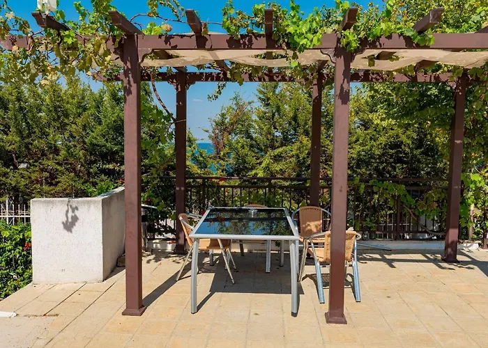 아파트호텔 Menada Apolon 소조폴