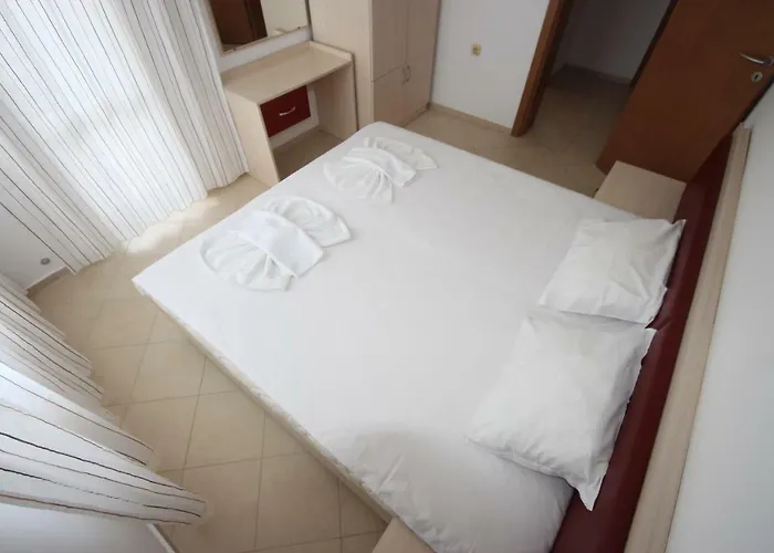 아파트호텔 Menada Apolon